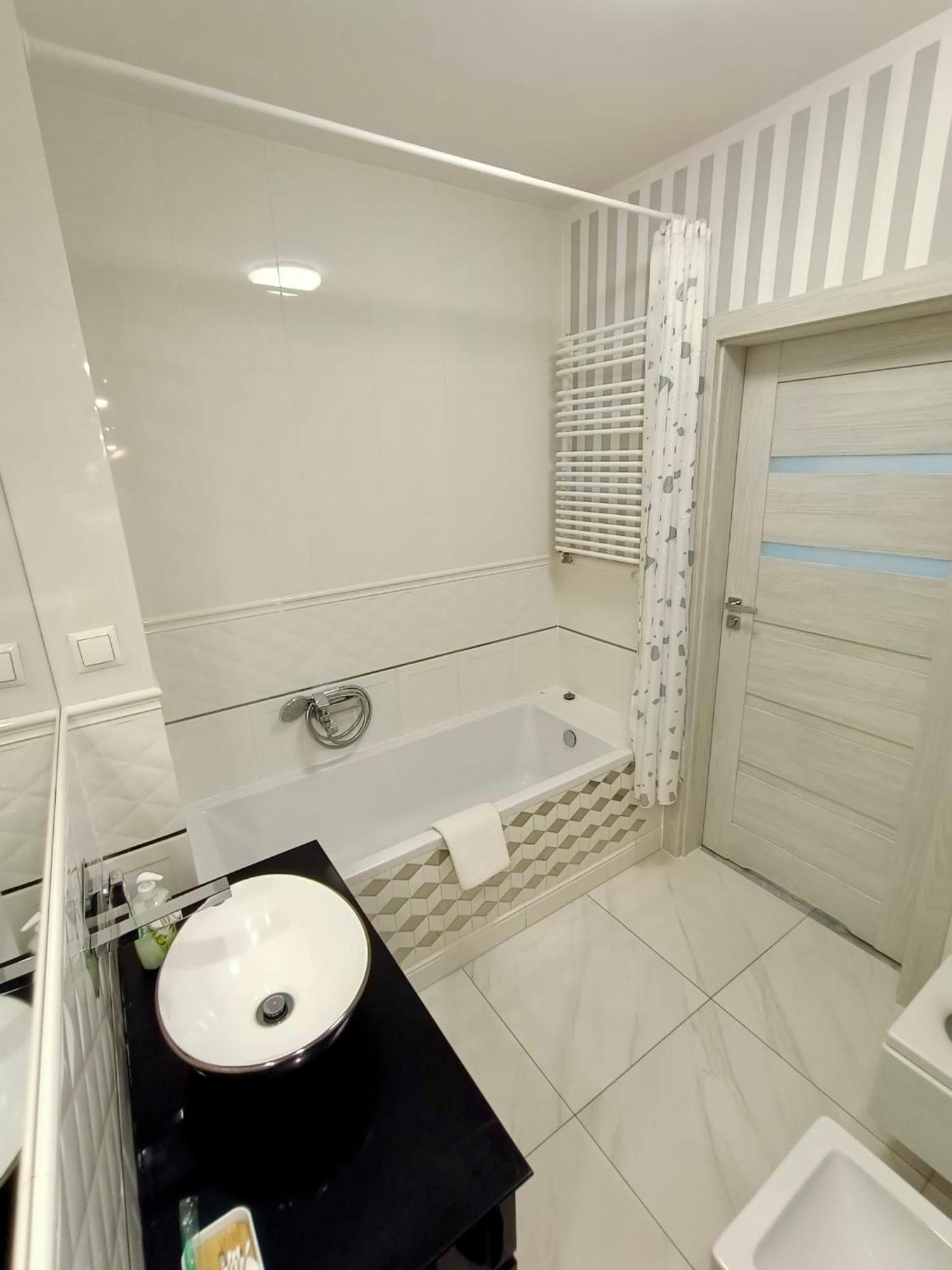 Bastion Walowa - Luxury Apartment With Beautiful View 格但斯克 外观 照片