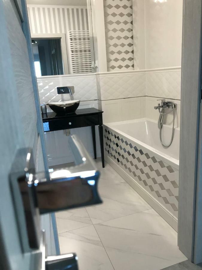 Bastion Walowa - Luxury Apartment With Beautiful View 格但斯克 外观 照片